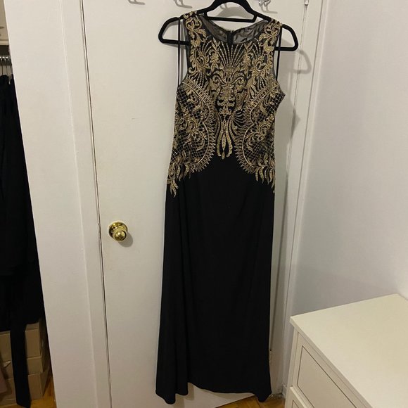 Melanie Lyne Gown - Picture 3 of 8